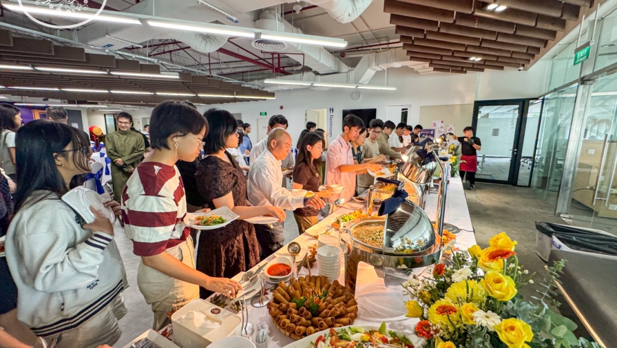 TIỆC BUFFET TRƯA – TRẢI NGHIỆM ẨM THỰC TINH TẾ TẠI ĐẠI HỌC FULBRIGHT TIỆC BUFFET TRƯA – TRẢI NGHIỆM ẨM THỰC TINH TẾ TẠI ĐẠI HỌC FULBRIGHT